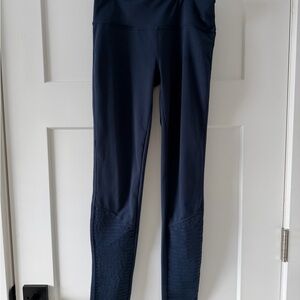 Threads 4 Thought Yoga Leggings (Navy | XS/S)